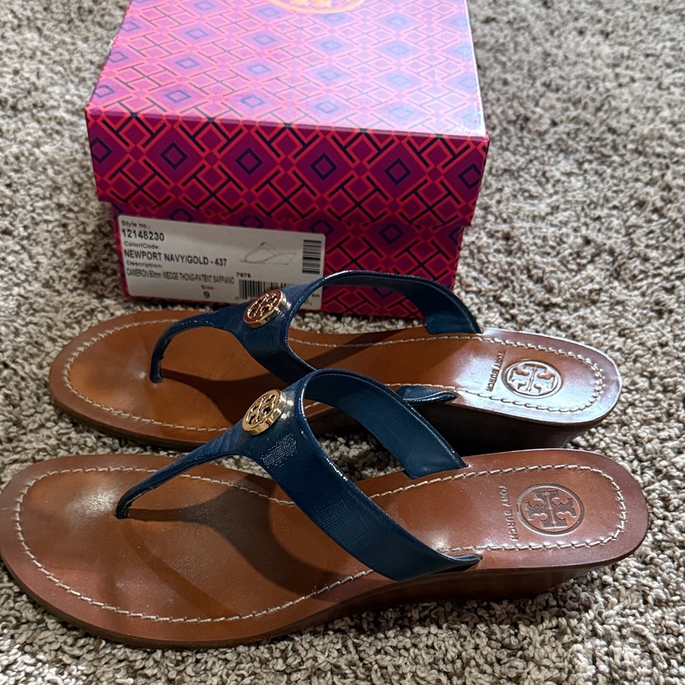 Tory Burch Navy and Gold Sandals